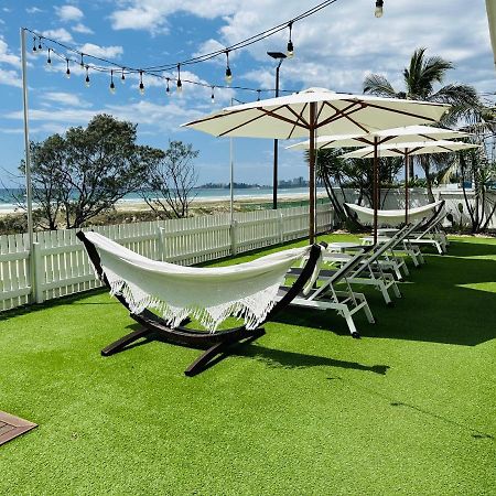 Tessa'S On The Beach Gold Coast Exterior photo